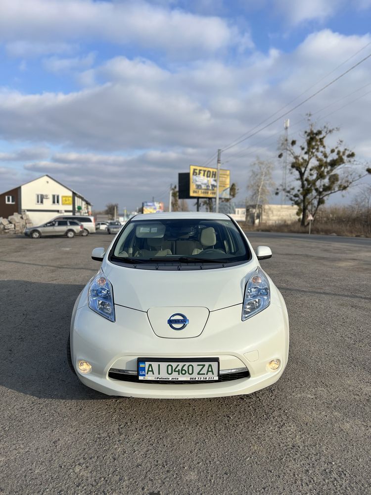 Nissan leaf 2012