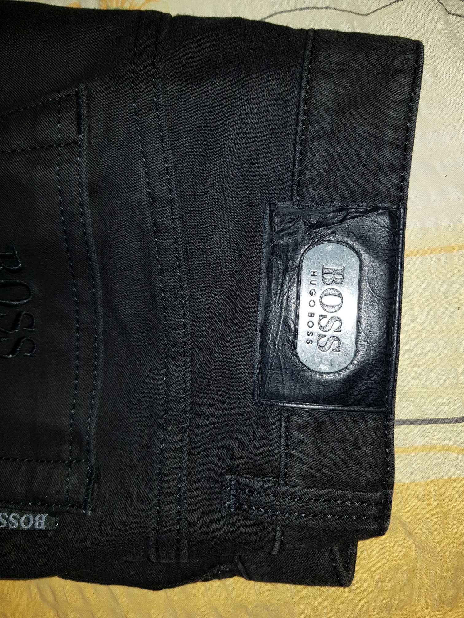 Spodnie męskie czarny jeans Hugo Boss rozm.50