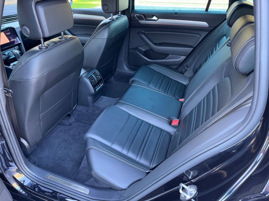 Volkswagen Passat R-LINE HIGHLINE 2.0TDI 2019