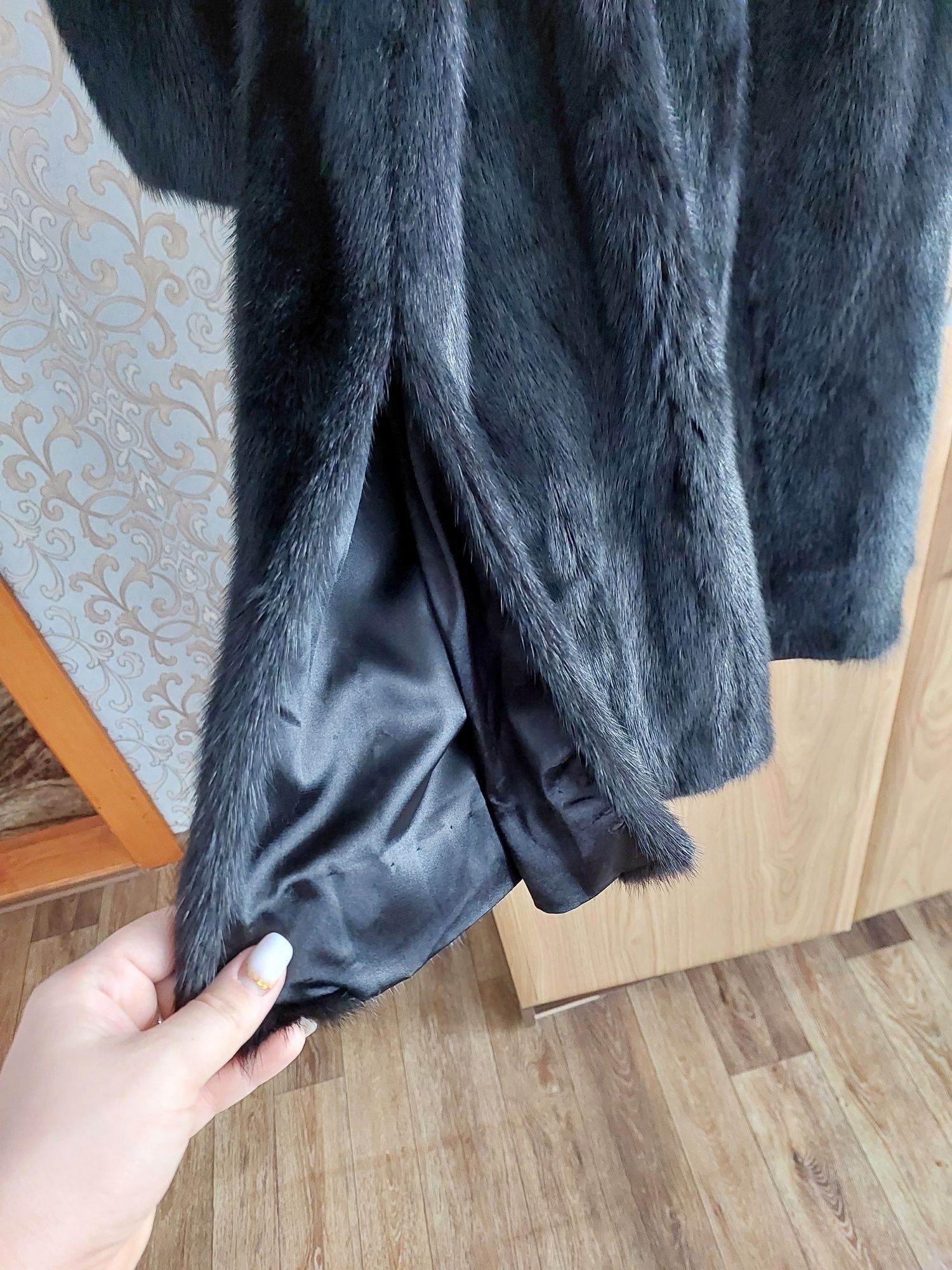 Норкова шуба,халат