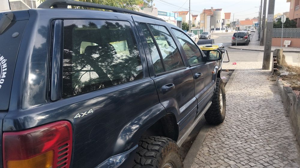 Jeep Cherokee 3100