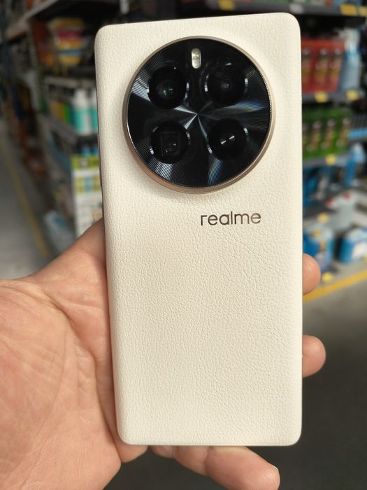 Realme gt 5 pro 16/512 Snapdragon 8Gen3