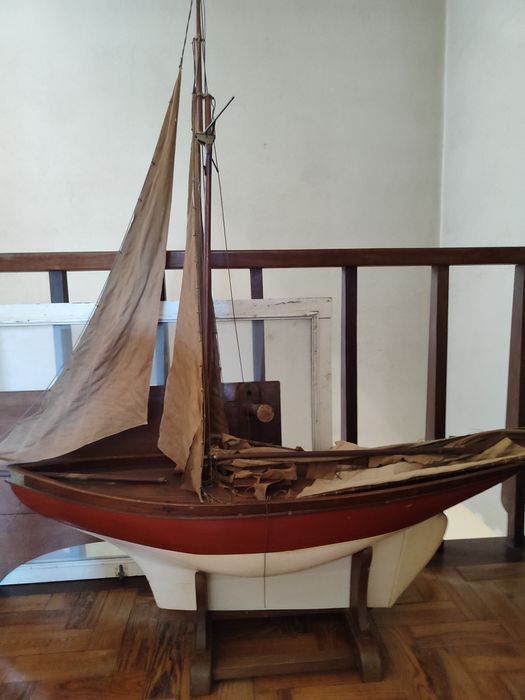 Barco antigo madeira