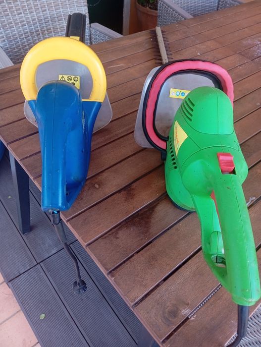 Dois Corta sebes eléctrico