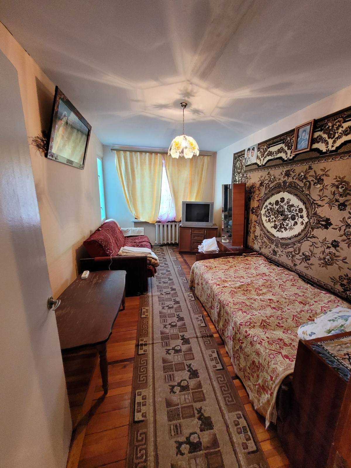 2-х кімнатної квартири, смт. Добротвір