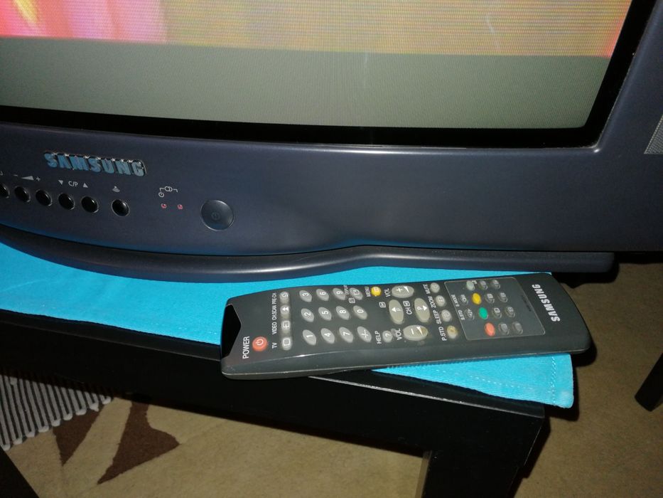 TV Samsung 6840.