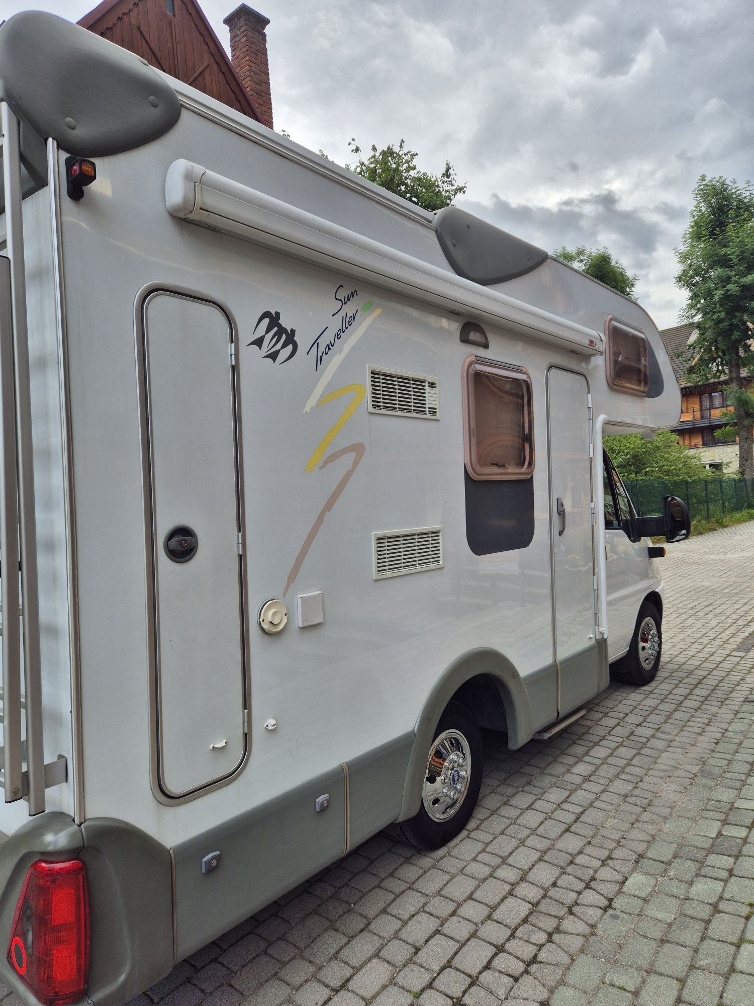 Fiat Ducato 2,8 JTD zabudowa Knaus całoroczna  super stan
