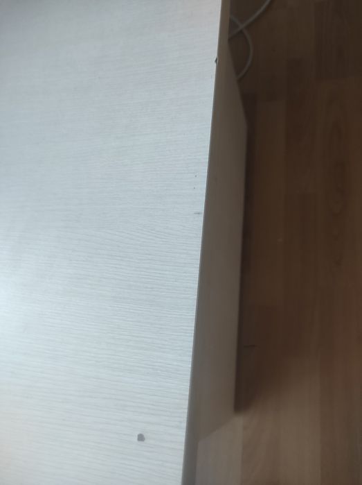 Stolik kawowy w dobrym stanie