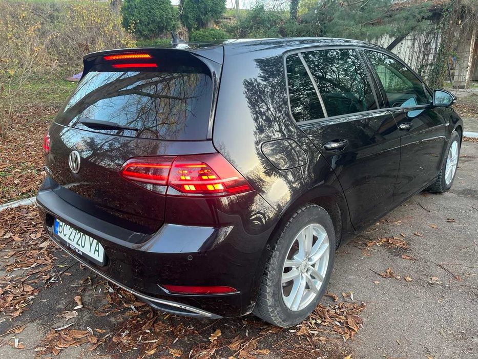 Volkswagen e-Golf 2017 35.8 kWt