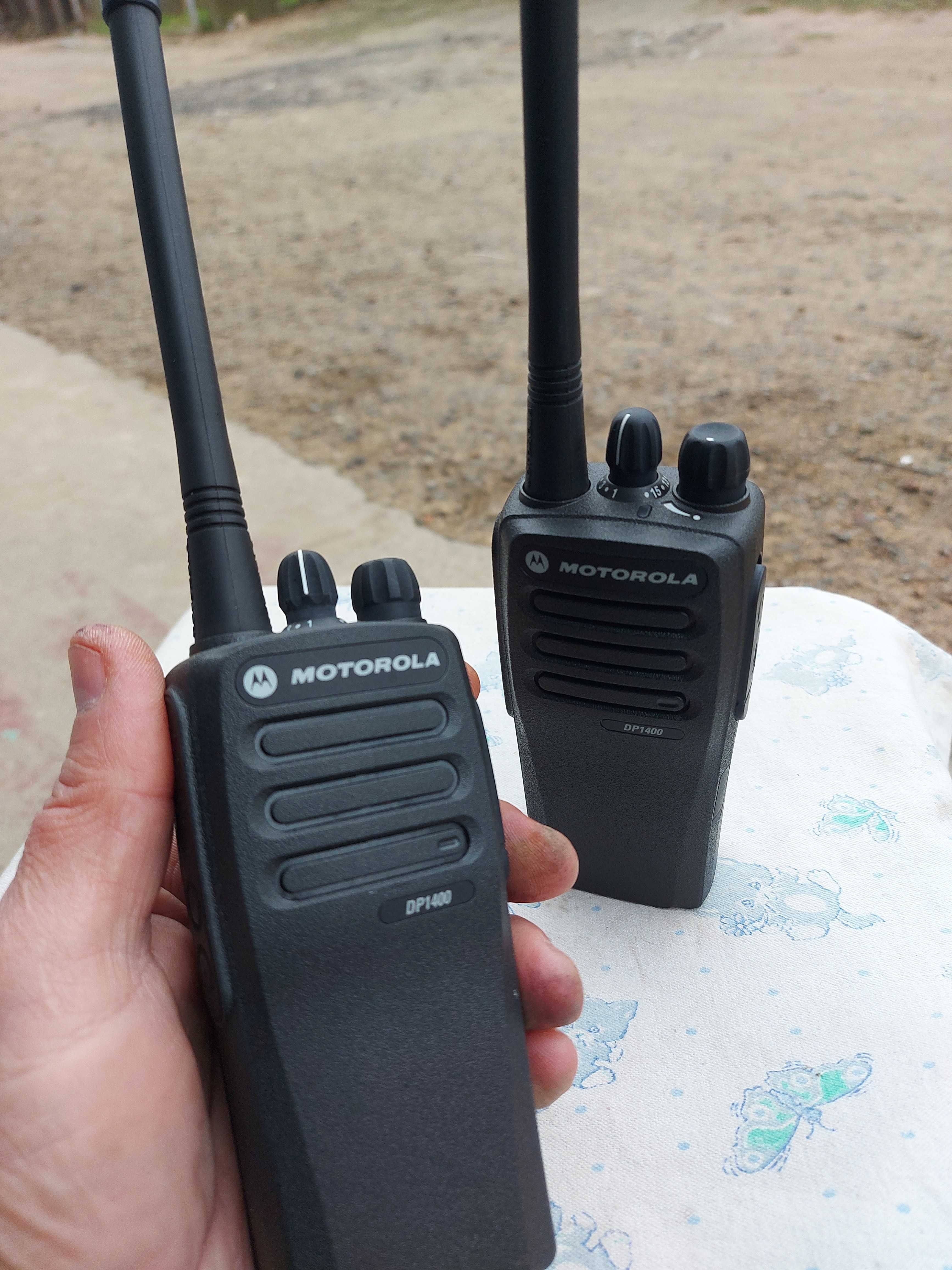 Рации VHF 2 MOTOROLA DP1400 новые аналоговые