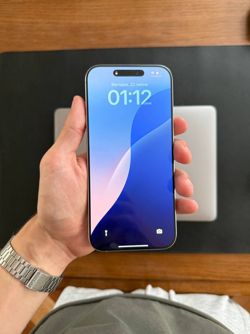 Продам iPhone 16 Pro Max 256GB