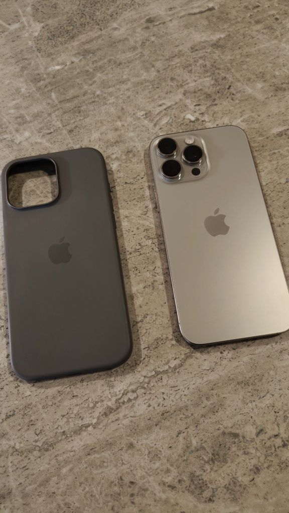 Iphone 16 pro max 12/256 Natural Titanium Newerlock