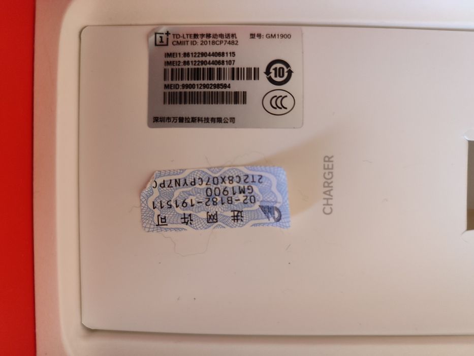 Телефон OnePlus 7 8/256