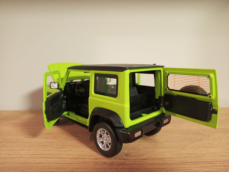 Model 1:18 Suzuki Jimny Nowy