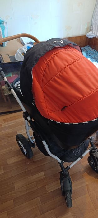 Дитяча коляска, б/у.