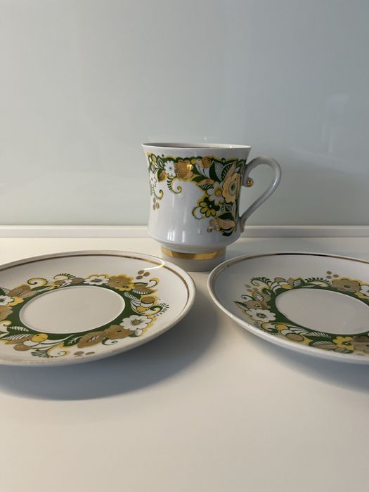 Фарфоровая большая чашка , блюдце СССР Полтавский Фарфоровый завод