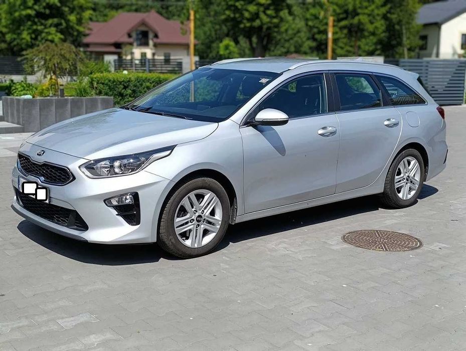 Samochód osobowy Kia Ceed 1.6 diesel automat 2019 r niski przebieg