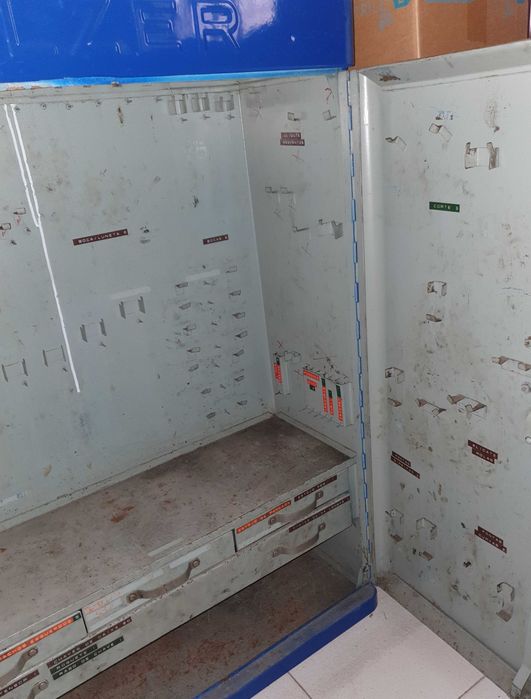 BELZER - Armário para Ferramentas - vintage