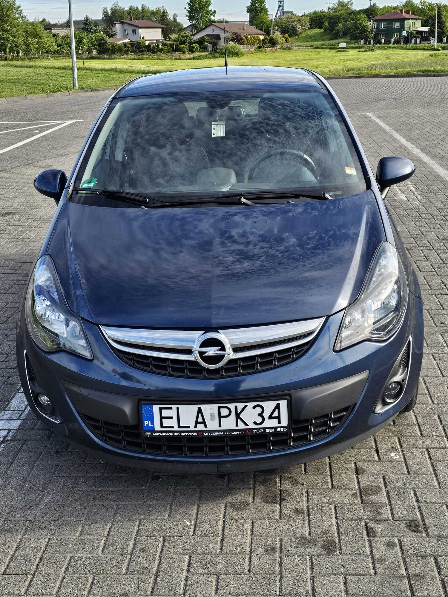 Opel Corsa  bogata wersja wyposażenia