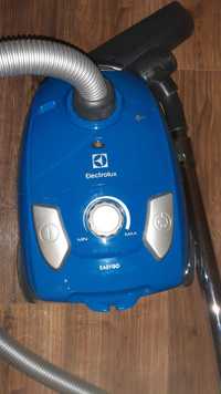 Odkurzacz Electrolux eeg41cb EasyGo plus worki