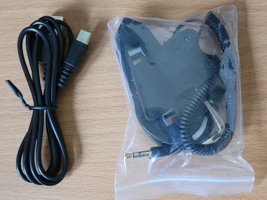 Zestaw słuchawkowy Bluetooth do kasku z interkomem i FM BETOWEY BT-S3