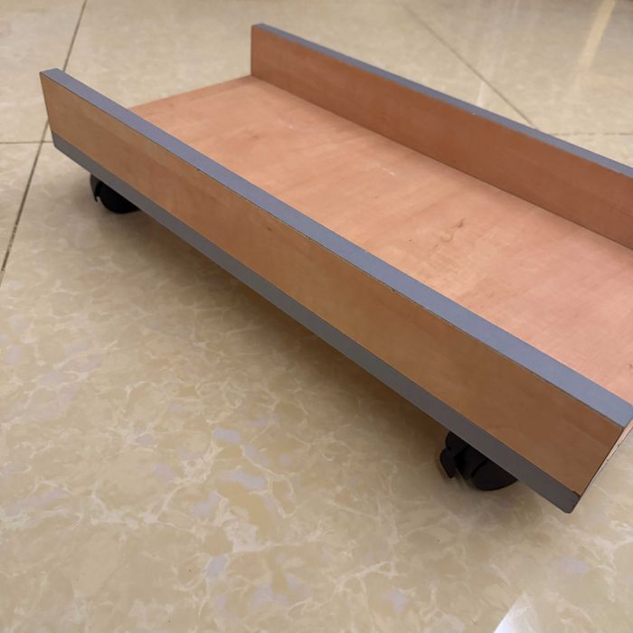 Подставка на колесиках для системного блока компьютера