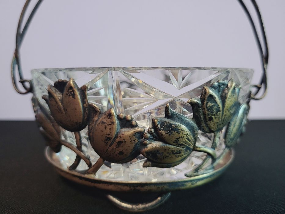 Ładna posrebrzana cukierniczka Hefra