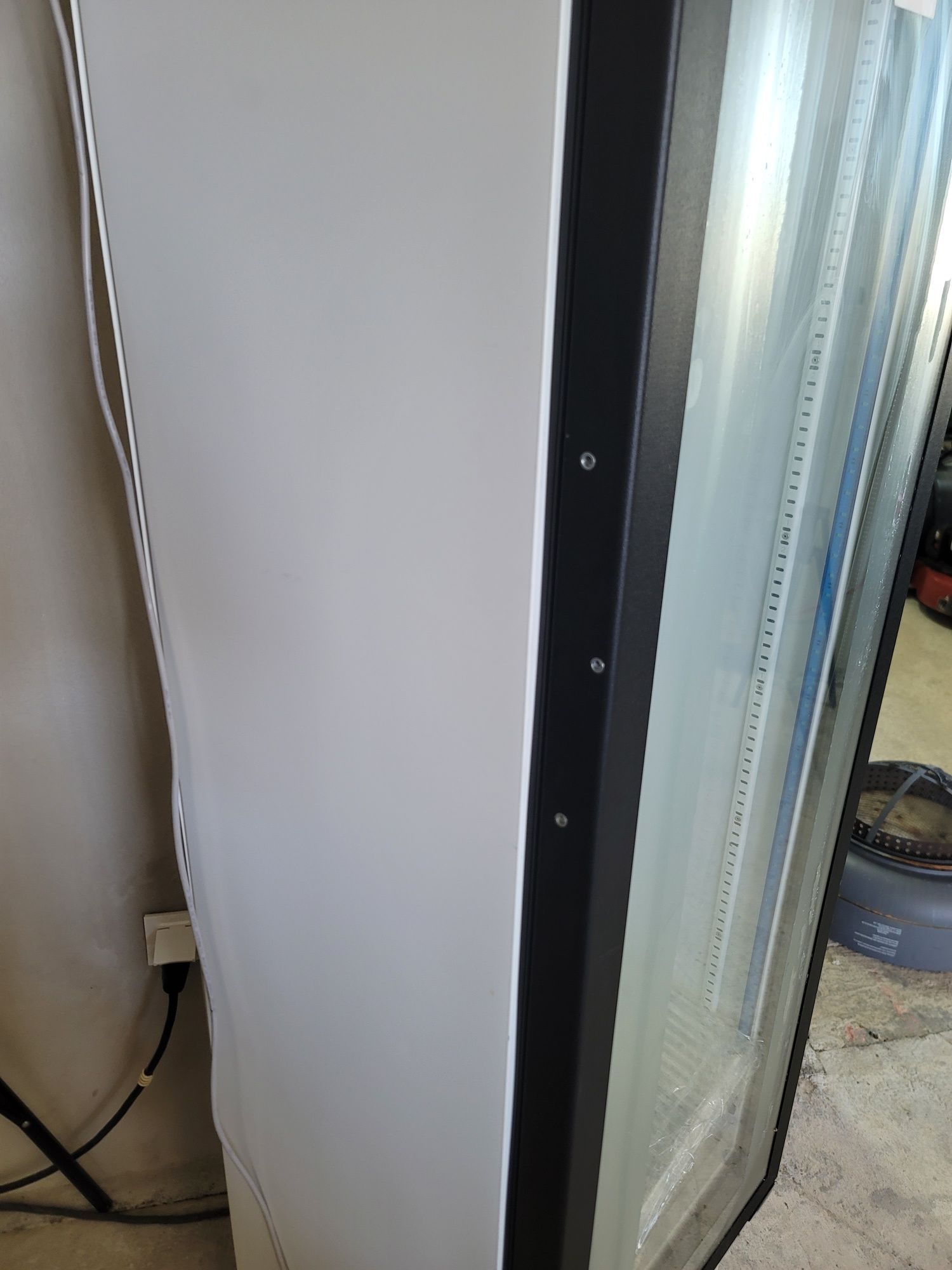 Witryna Chłodnicza SLIM 45cm 200cm DANFOS UBC LED