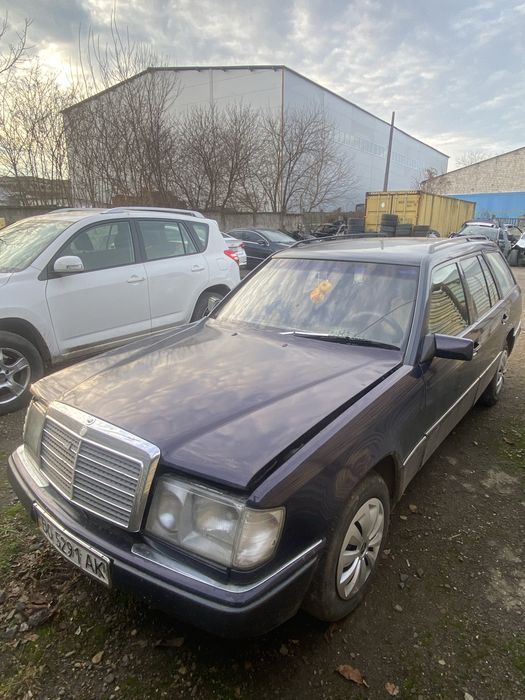 Продам Мерседес 124