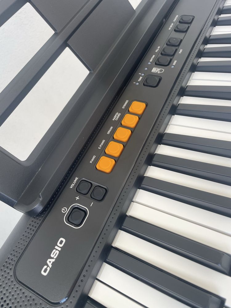 Teclado Casio CT-S100 + Suporte NOVO! Comece a tocar hoje!