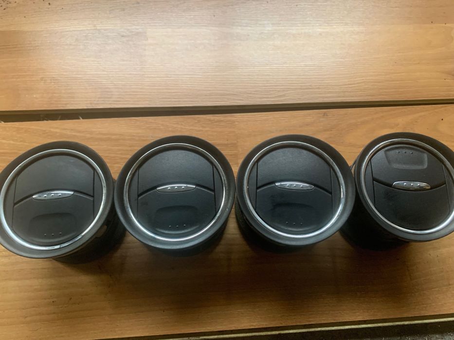 Ford Mondeo mk4 S-max kratka nawiewu