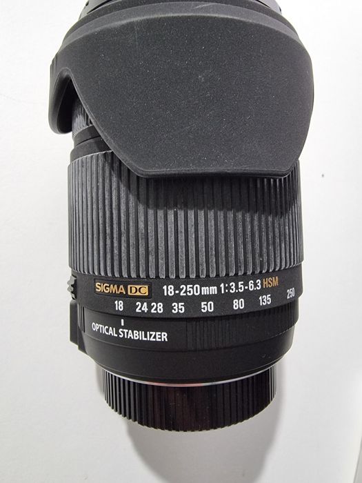 Lente sigma para Nikon DC 18-250 HSM