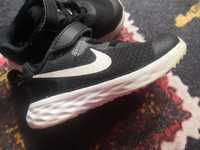 Adidasy NIKE r. 23,5