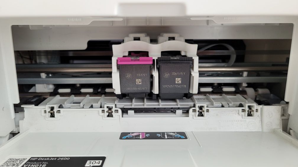 Принтер HP DeskJet 2620