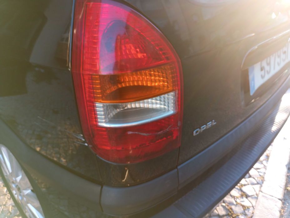 Zafira gasolina/ Gpl 7 lugares