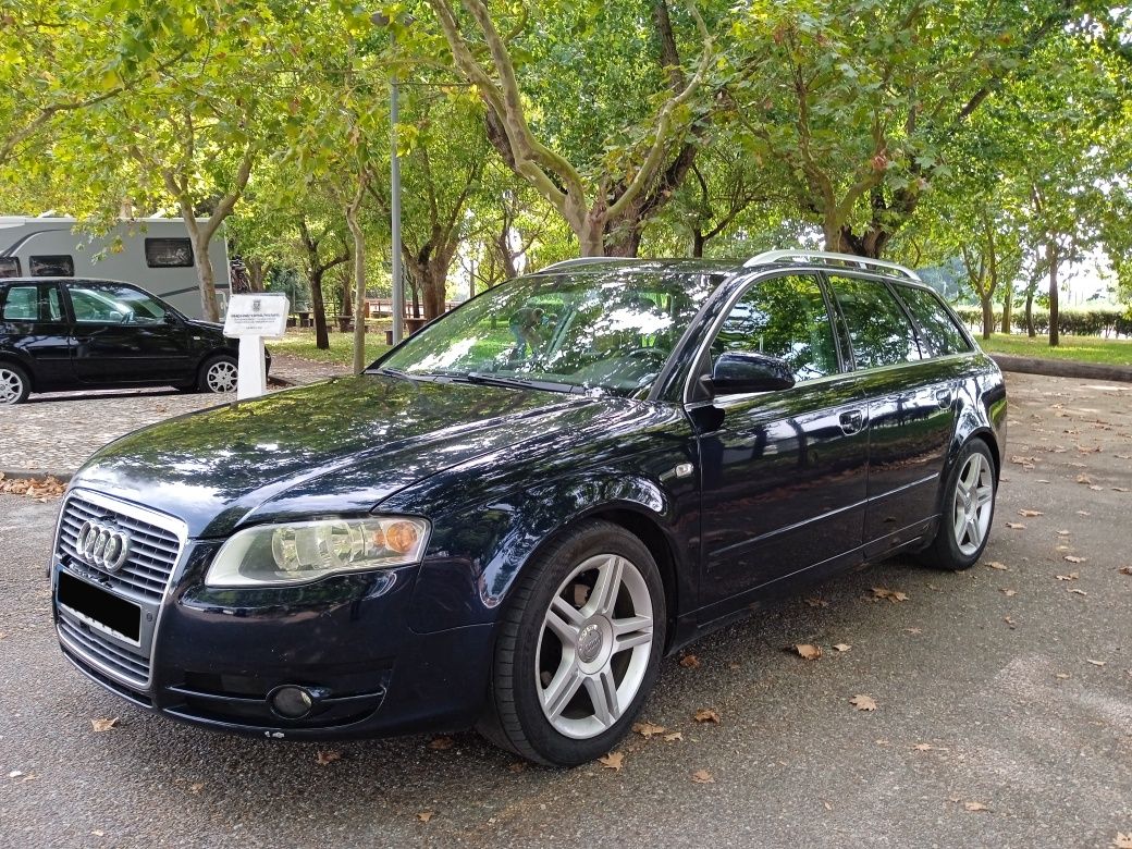 Audi A4 2.0 S-line