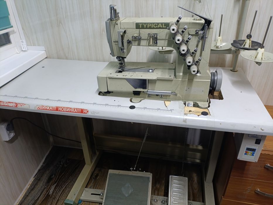 Продам швейну  розпошивальну машину  Typical з сервомотором