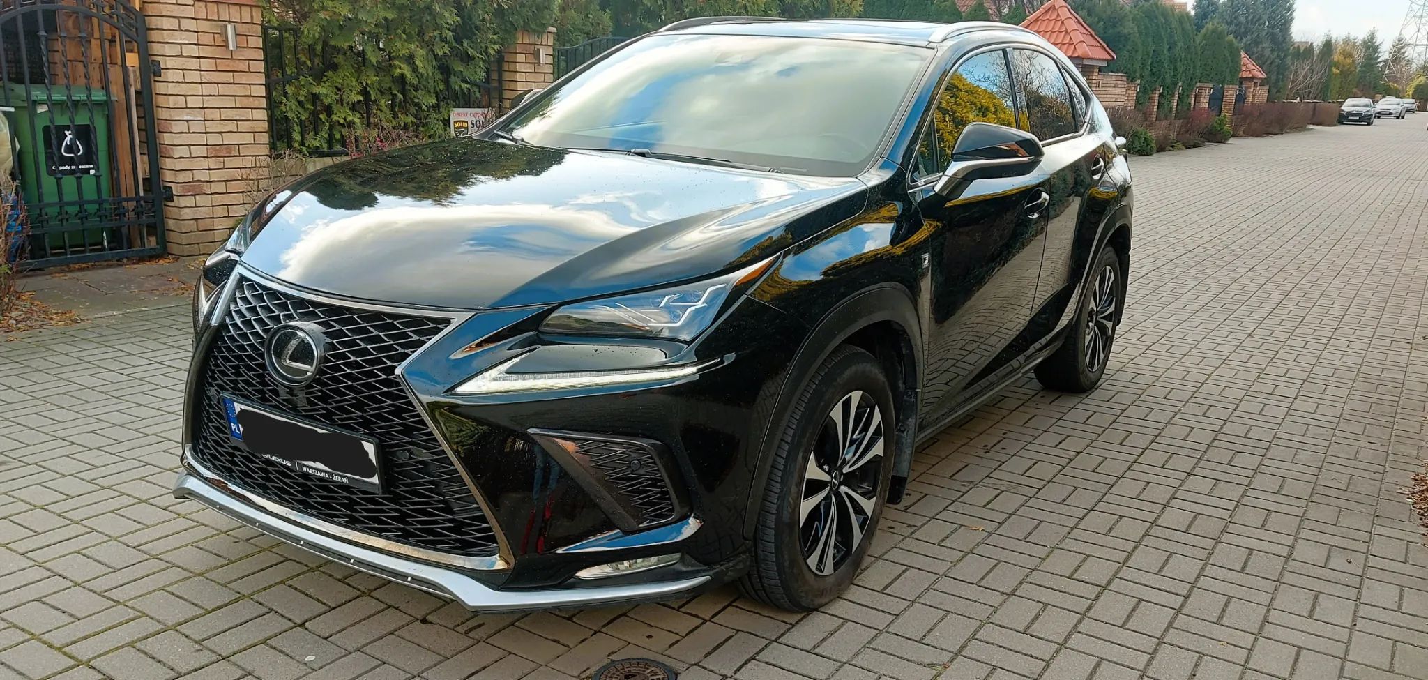 Lexus NX F-Sport, hak , benzyna 2.0T