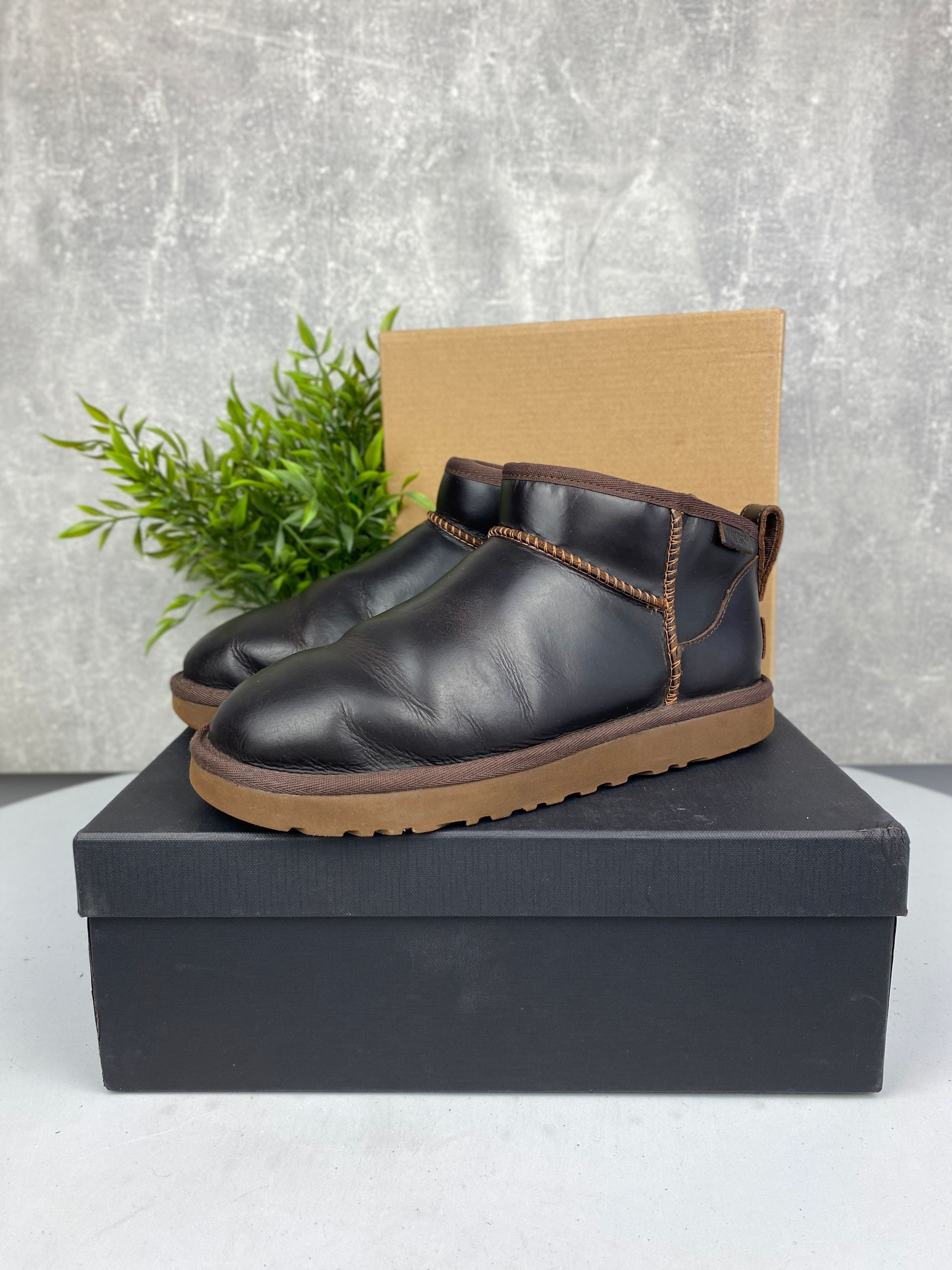 Bardzo dobre / buty / Ugg / Classic Ultra Mini Lthr Regen / r. 38 n159