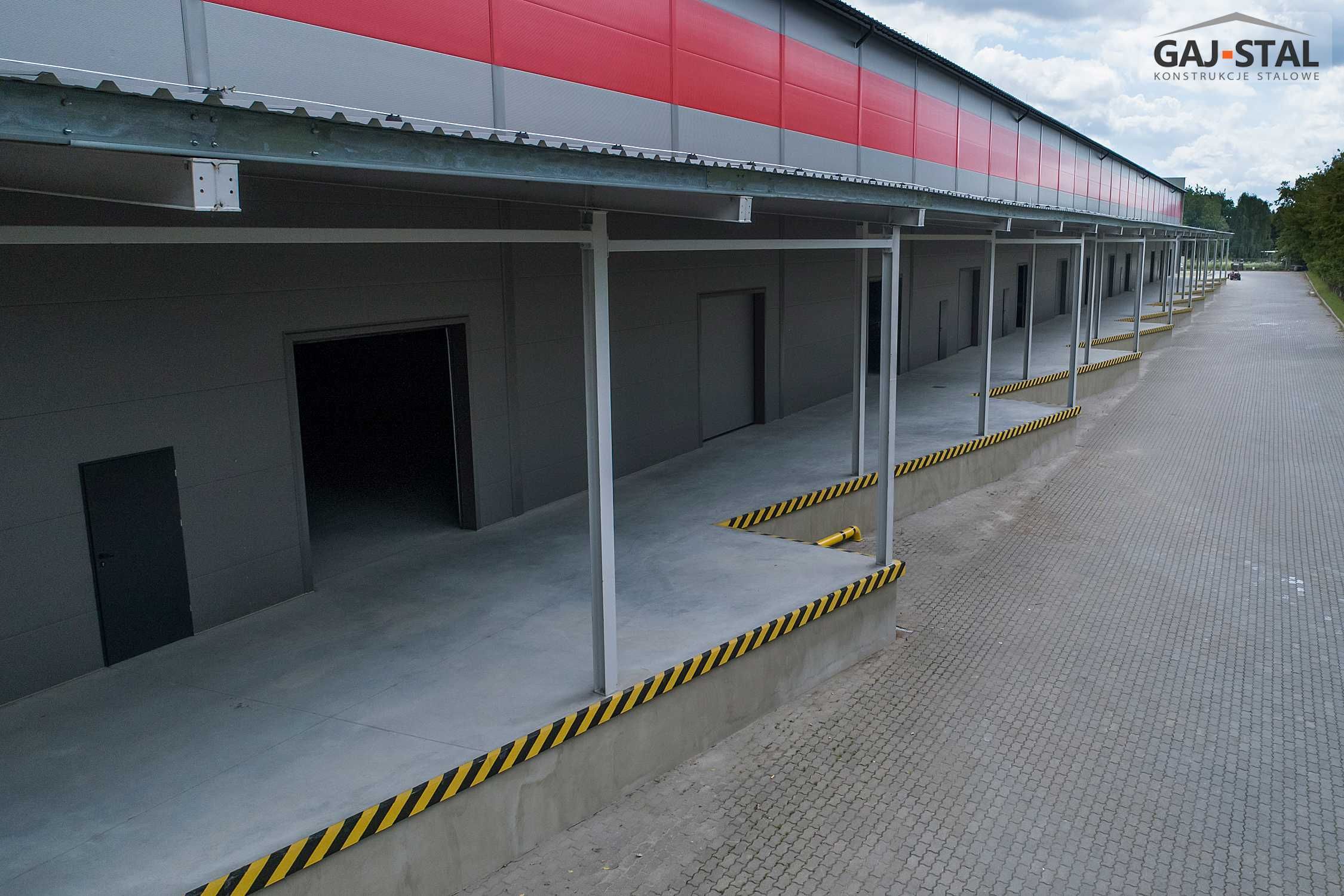 Magazyn logistyczny przeładunkowy 5000 m2 budowa