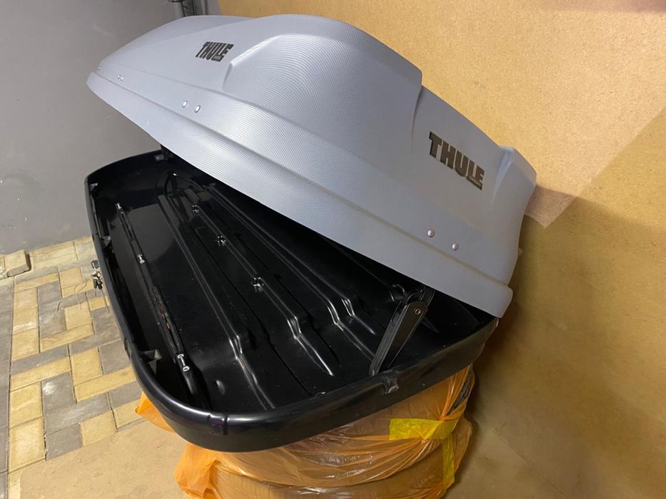 Бокс на крышу  авто Thule Touring