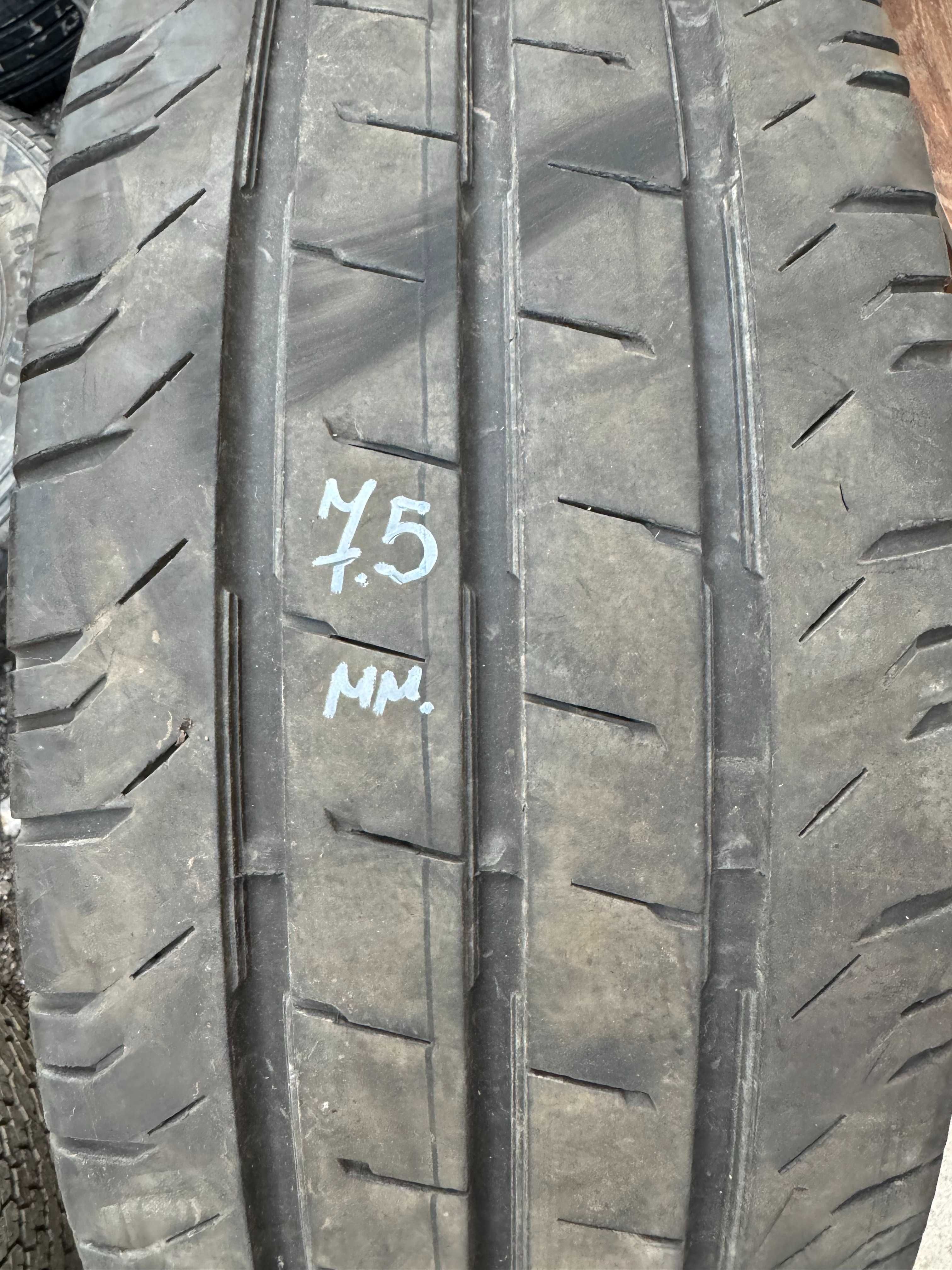 Шини CONTINENTAL 235/65 R16C ContiVanContact 200, літня гума, цешка