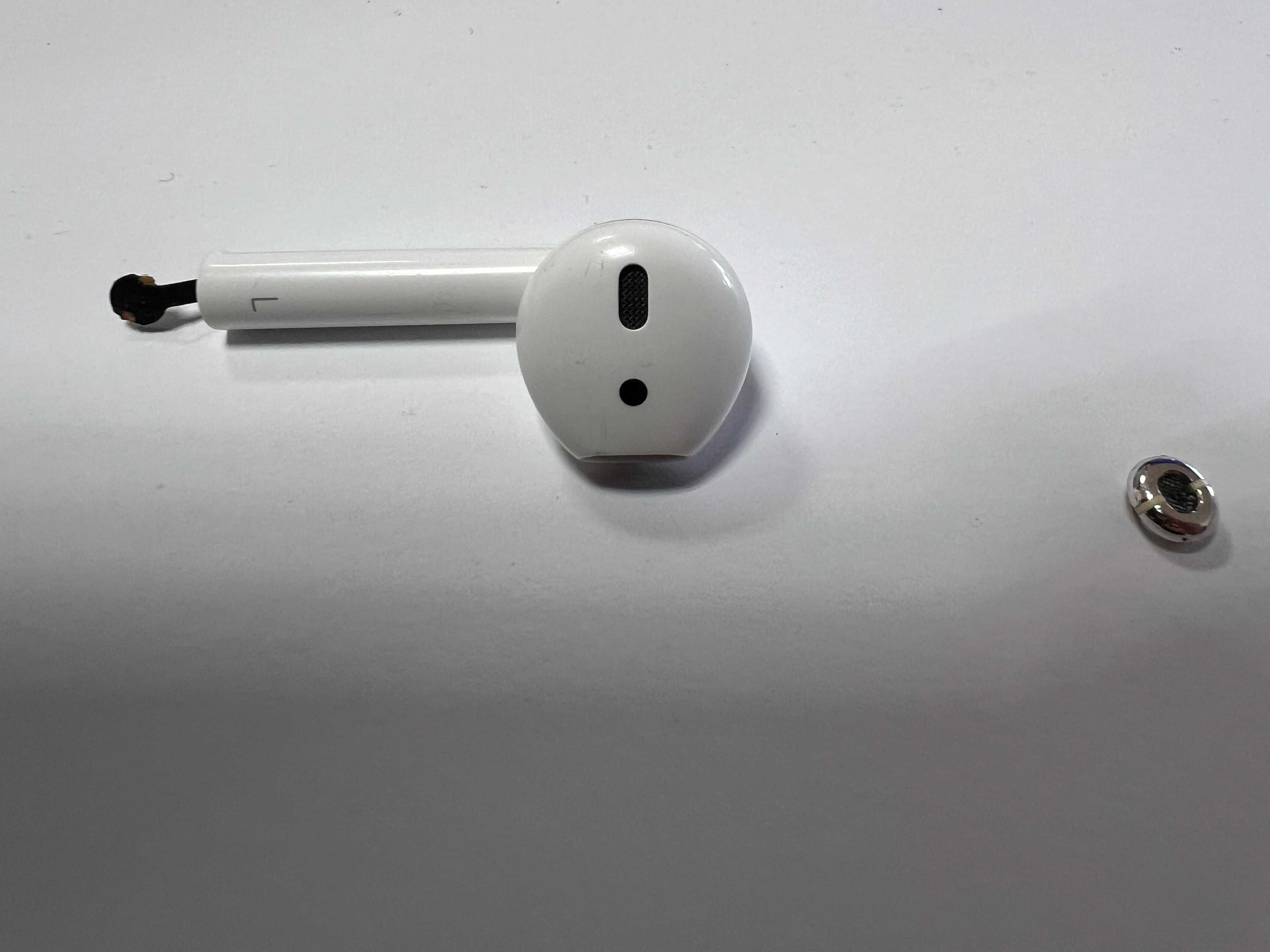 Apple AirPods 2 лівий навушник