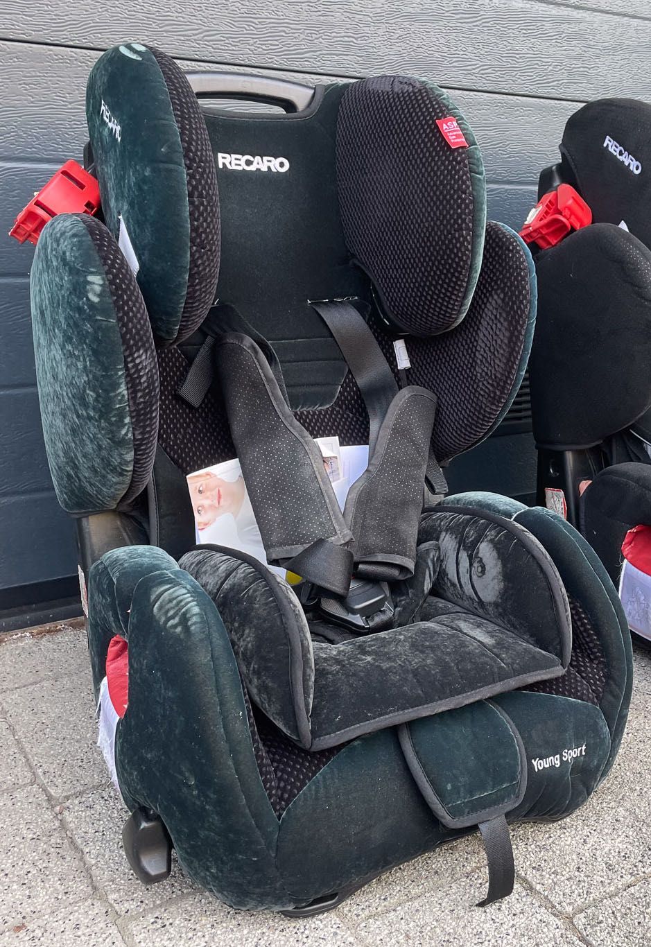 fotelik samochodowy Recaro Young Sport 9-36kg