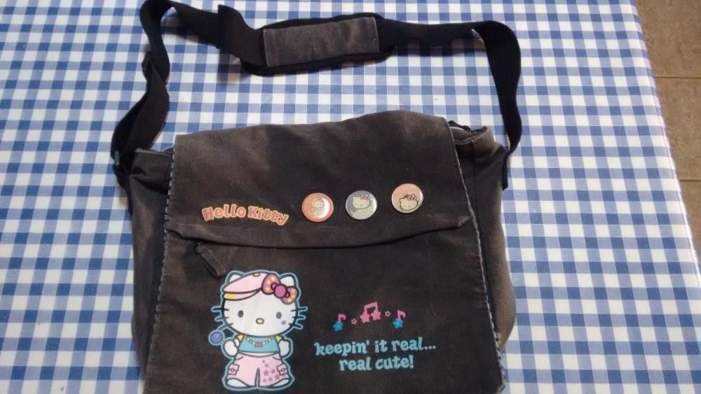 Mala Hello Kitty para escola