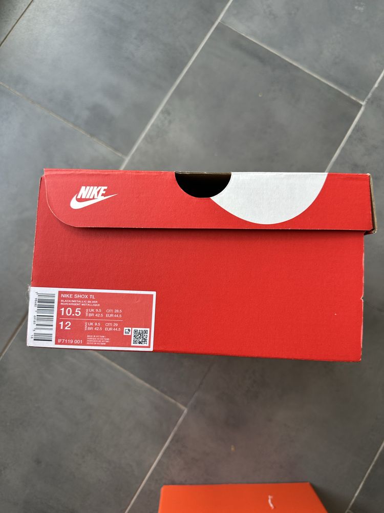 ОРИГІНАЛ чоловічі кросівки Nike Shox TL Black/Varsity Maize