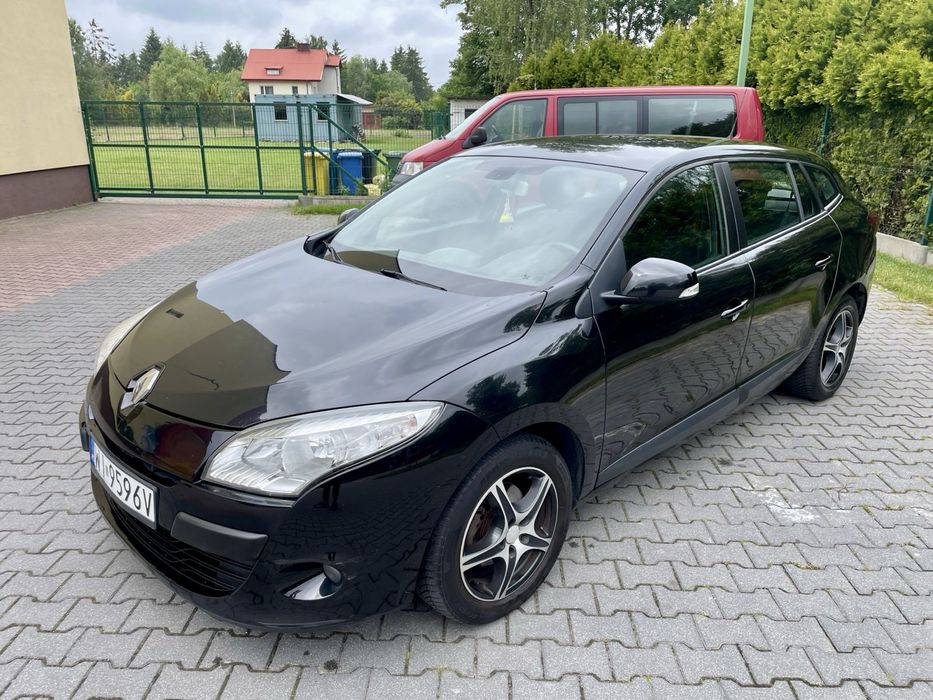 Renault Megane 1.5 DCi 2010r GrandTour Niski Przebieg