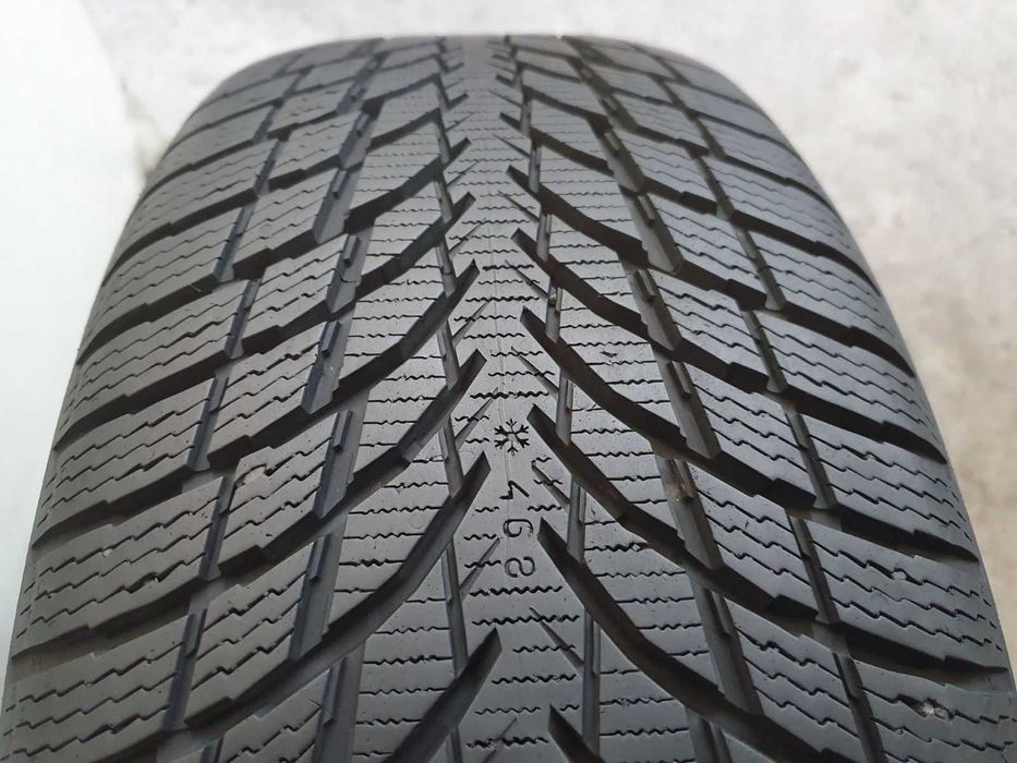 4x Nokian Snowproof P  215/55r17  8mm Jak nowe