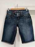 Damskie krótkie jeansowe spodenki marki edc / Esprit