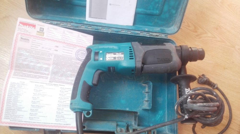 Перфоратор MAKITA HR2470, оригинал